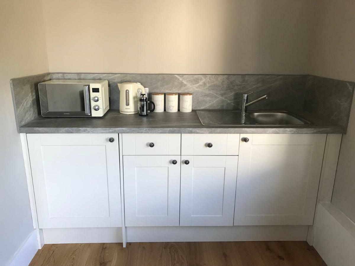 Self-contained Studio Centre Location Apartment *